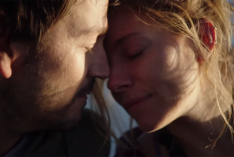 Wander Darkly Trailer: Sienna Miller et Diego Luna mènent Sundance Darling