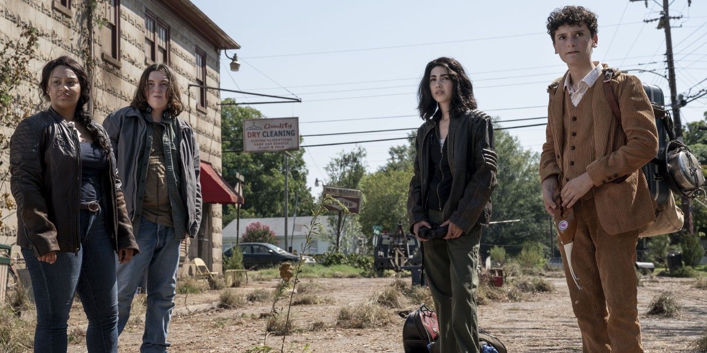 Walking Dead World Beyond main cast