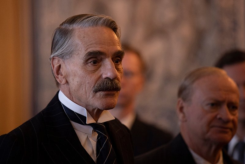 Le thriller d39espionnage dirige par Jeremy Irons Munich commence la