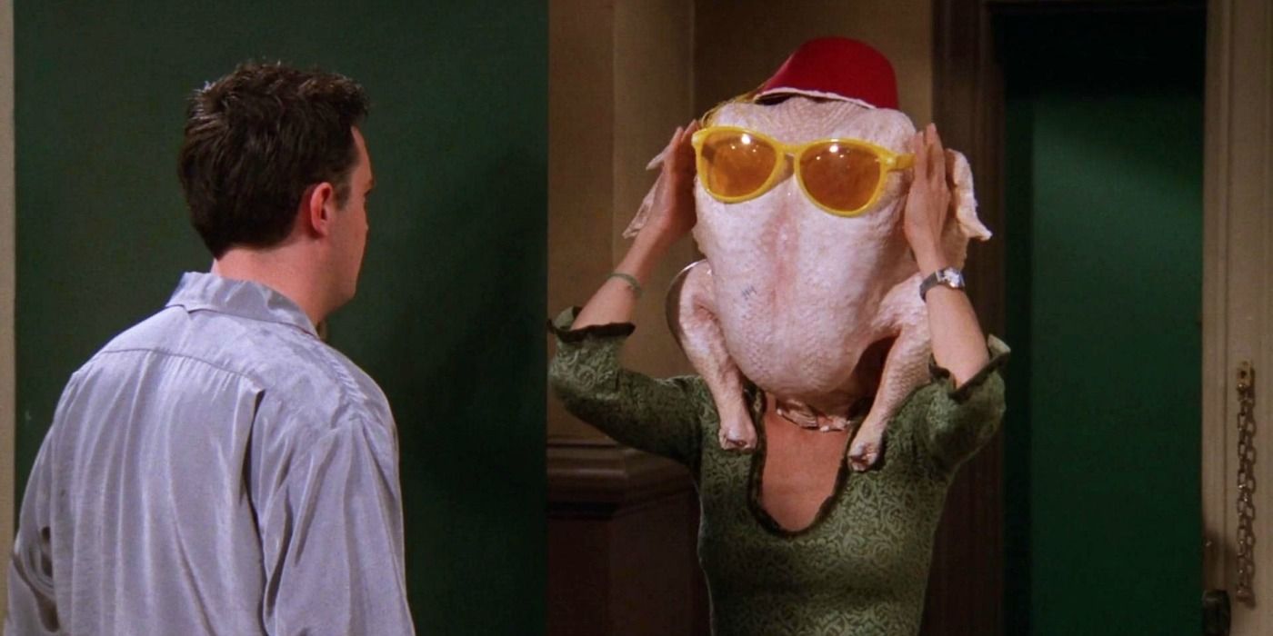 Monica and Chandler in Friends Thanksgiving turkey