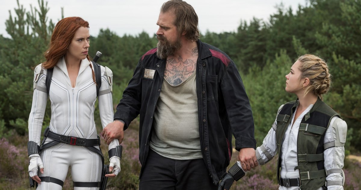 Florence Pugh vole la vedette dans une histoire dorigine pleine