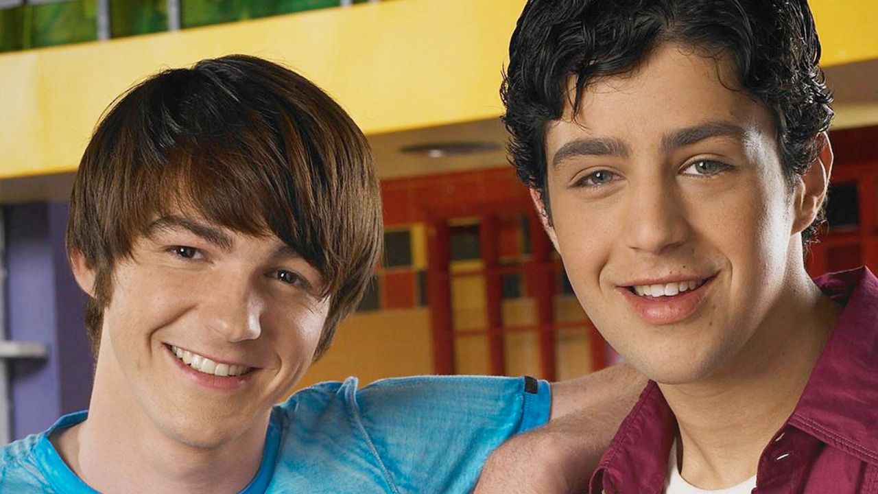 Josh Peck revele ou lui et Drake Bell se situent