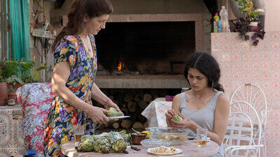 TIFF 2022: El agua, Maya and the Wave, All the Beauty and the Bloodshed | Festivals & Awards