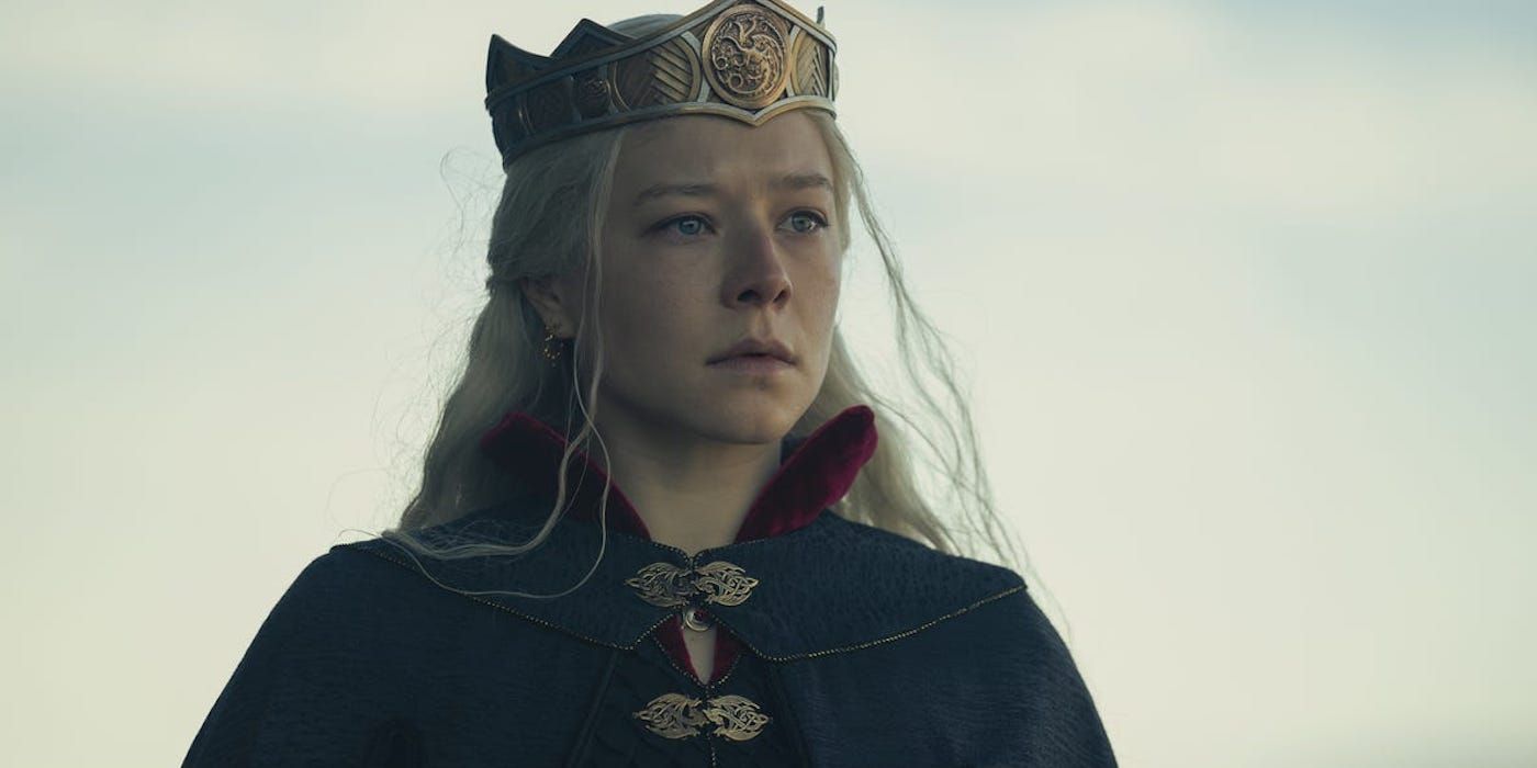 Rhaenyra wearing her crown
