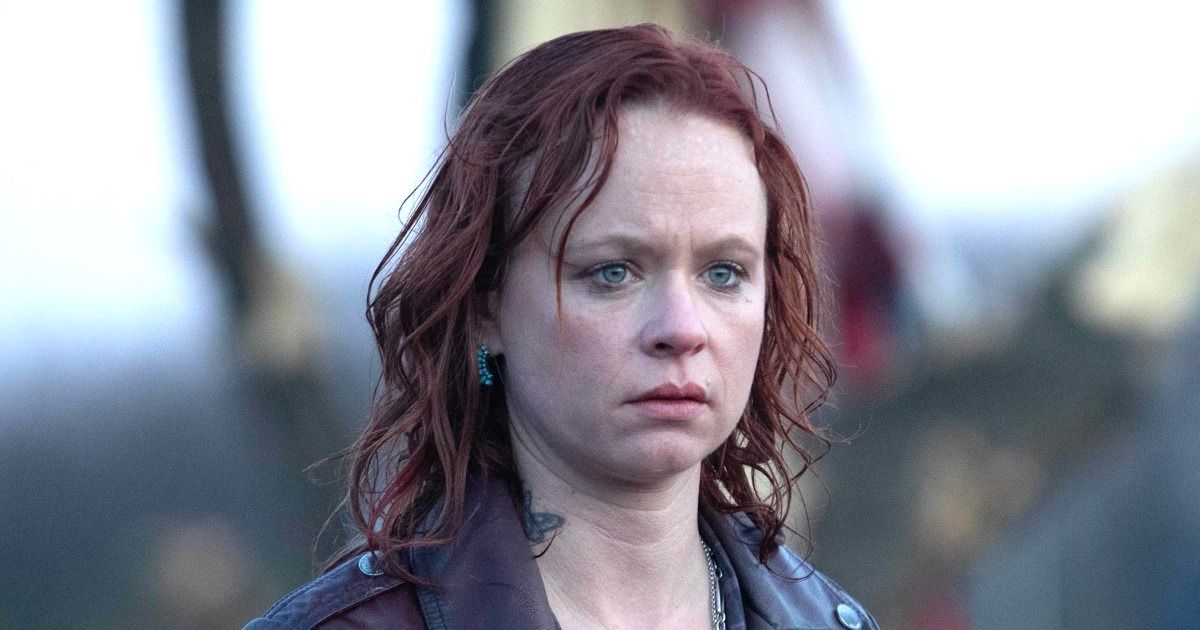 Thora Birch explique pourquoi elle a quitte la serie mercredi