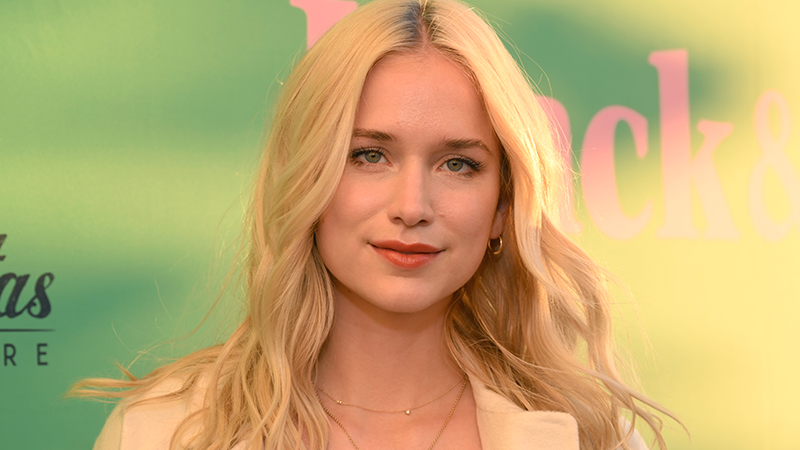elizabeth lail header