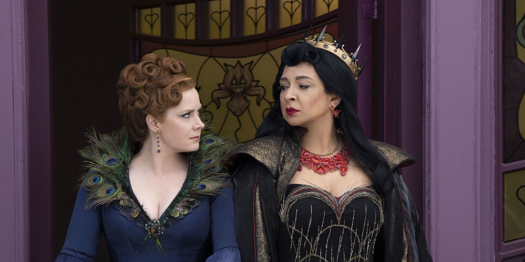 Amy Adams and Maya Rudolph in Disenchanted