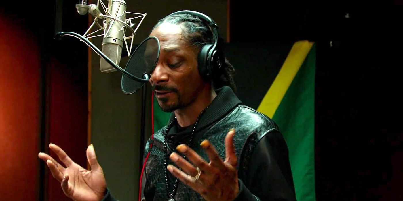 Snoop Dogg in Pitch Perfect 2
