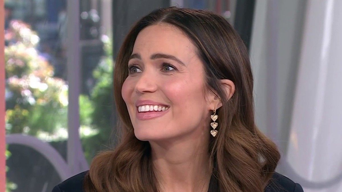 Mandy Moore rejoint la saison 2 du Dr Death de la série Peacock