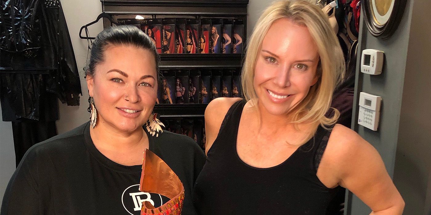 90 Day Fiancé star Molly Hopkins and friend Cynthia Decker