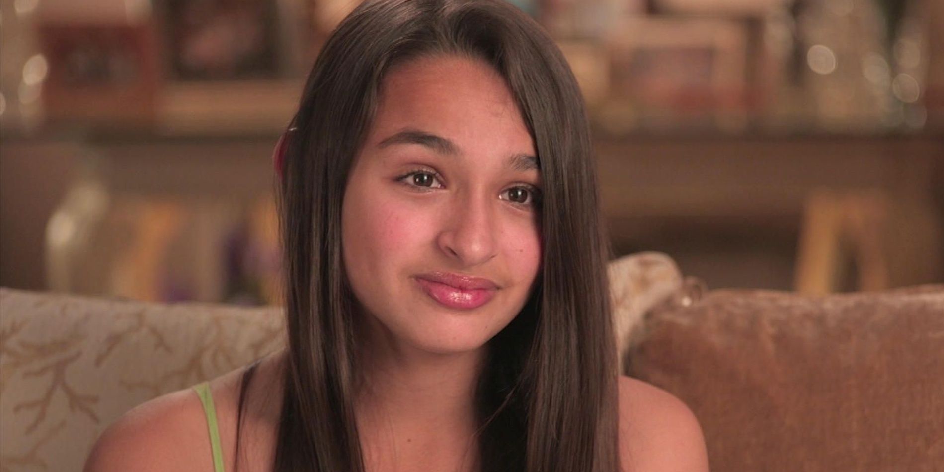 I Am Jazz Jazz Jennings smiling