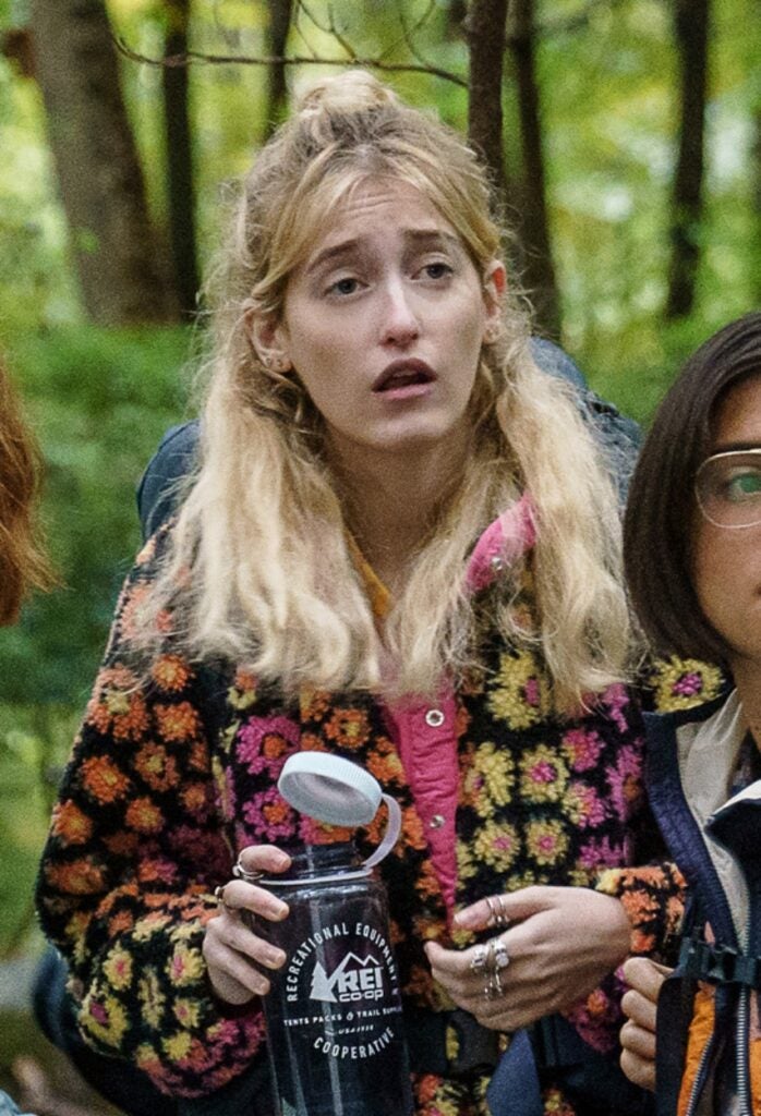 Gus Birney joue Kaylee dans "Happiness for Beginners" (Netflix)