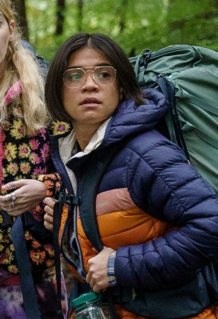 Julia Shiplett joue Sue dans "Happiness for Beginners" (Netflix)