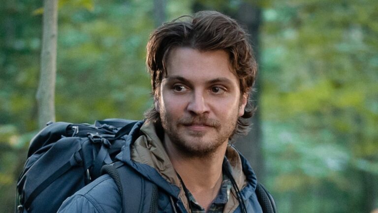 Luke Grimes voulait canaliser Hugh Grant dans Netflix Rom-Com ‘Happiness for Beginners’
