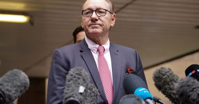 Le directeur de Control n&rsquo;a aucun regret d&rsquo;avoir choisi Kevin Spacey dans le film