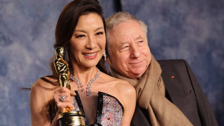 Michelle Yeoh s&rsquo;est mariée – et son Oscar était un invité VIP (Photos)