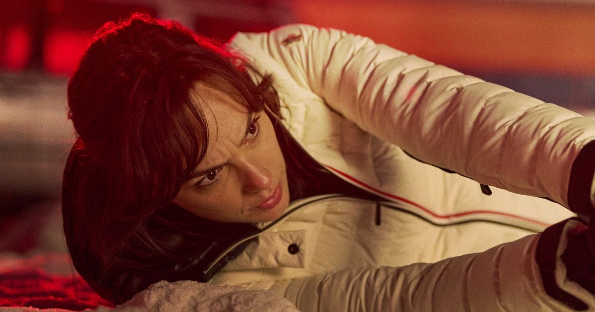Heart of Stone Review - Une image d'action loufoque idéale pour grignoter du pop-corn