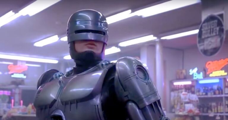 Neill Blomkamp de Gran Turismo partage les détails de la suite abandonnée de RoboCop de HI, RoboCop Returns.