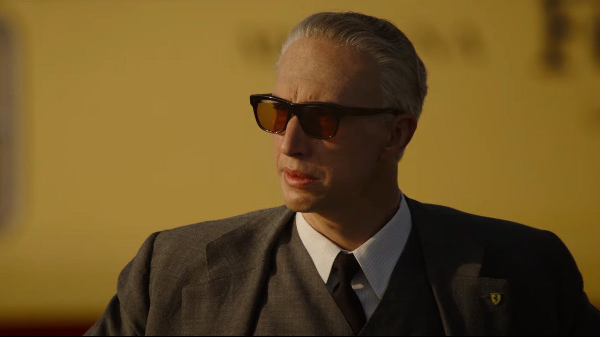 Adam Driver est Enzo Ferrari dans la première bande-annonce de "Ferrari" de Michael Mann (vidéo)