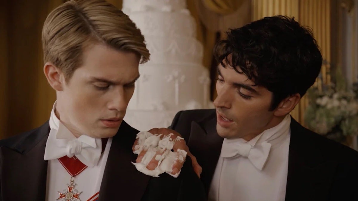 Critique "Red, White & Royal Blue": LGBTQ Rom-Com est frustrant générique