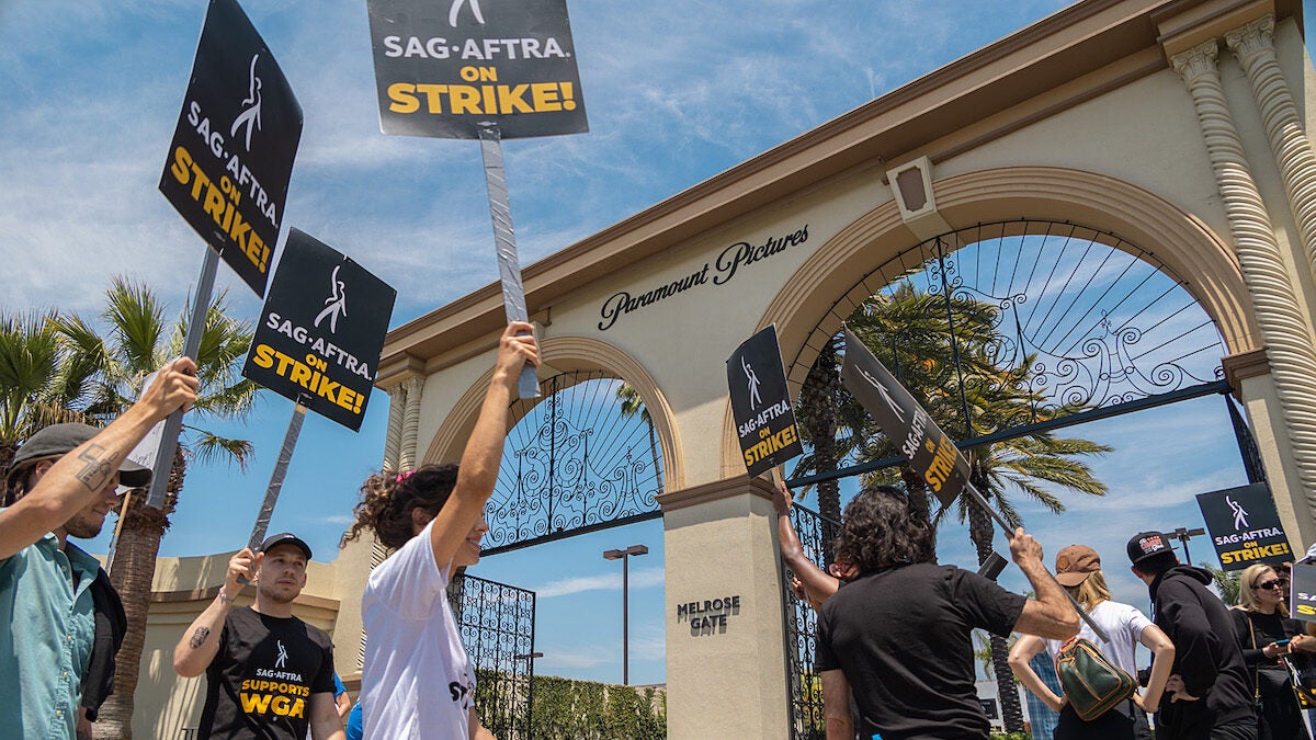 SAG-AFTRA-WGA-Strike