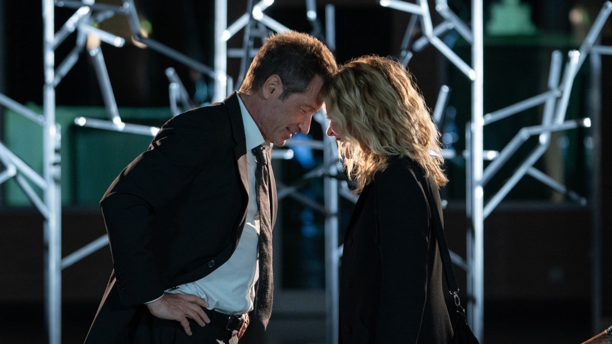 Meg Ryan et David Duchovny revivent leur rupture dans la bande-annonce de "What Happens Later" (vidéo)
