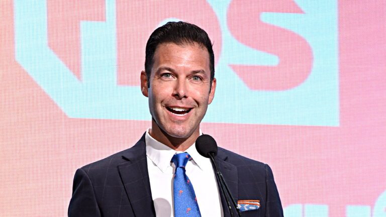 Brett Weitz, ancien directeur général de TNT, TBS et TruTV, rejoint X en tant que responsable des ventes de contenu, de talents et de marque
