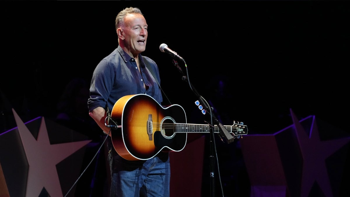 Bruce Springsteen reporte les spectacles de septembre pour traiter l'ulcère gastroduodénal