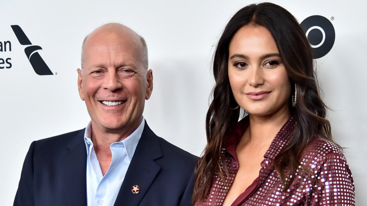 L'épouse de Bruce Willis dit qu'il est « difficile de savoir » s'il est au courant de son état (vidéo)