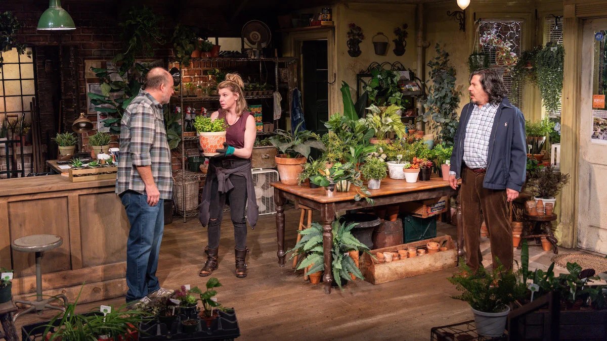 Revue « Dig » Off Broadway : la pièce de Theresa Rebeck sur un magasin de plantes