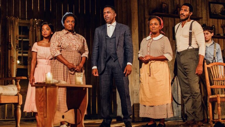 Revue de Broadway « Purlie Victorious » : Leslie Odom Jr. donne au prédicateur d&rsquo;Ossie Davis un brillant encore