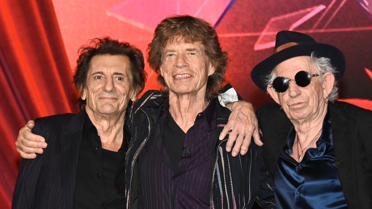 Ron Wood des Rolling Stones déclare que le groupe compte depuis longtemps sur sa médiation entre Mick et Keith : "Ça a été mon truc"