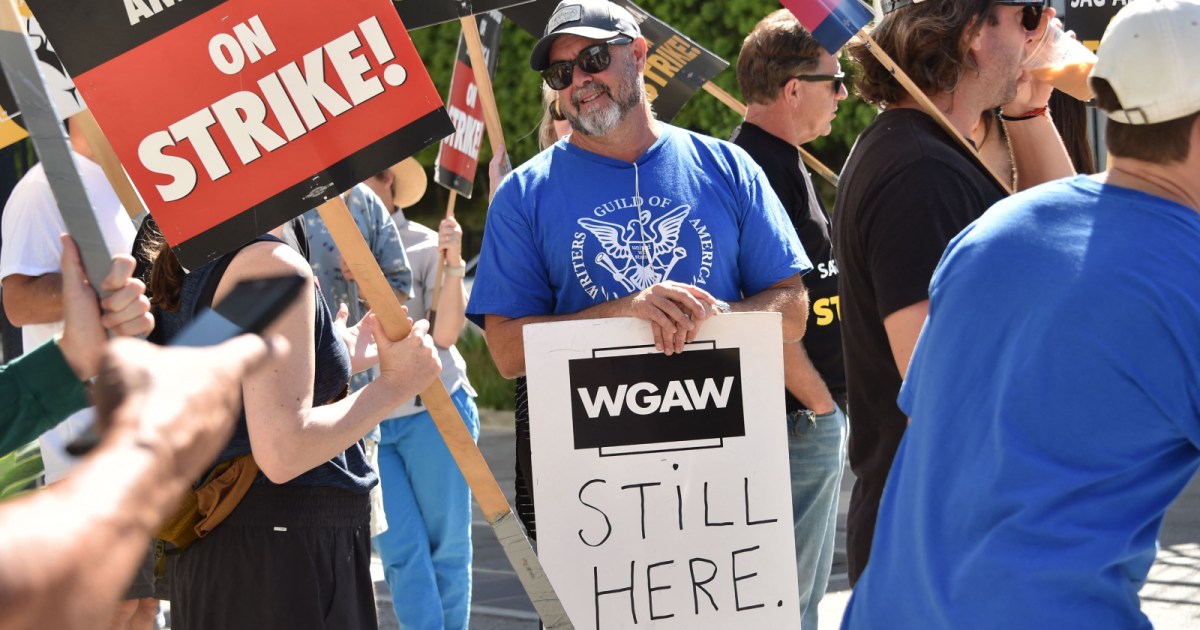 WGA suggère aux studios de rompre avec l'AMPTP pour négocier un accord