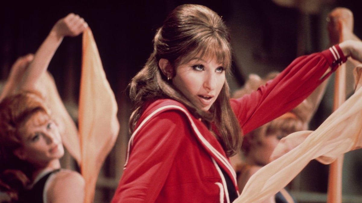 "Funny Girl" n'a "pas de sens", alors Barbra Streisand refait la fin du film de 1968, déclare James Brolin
