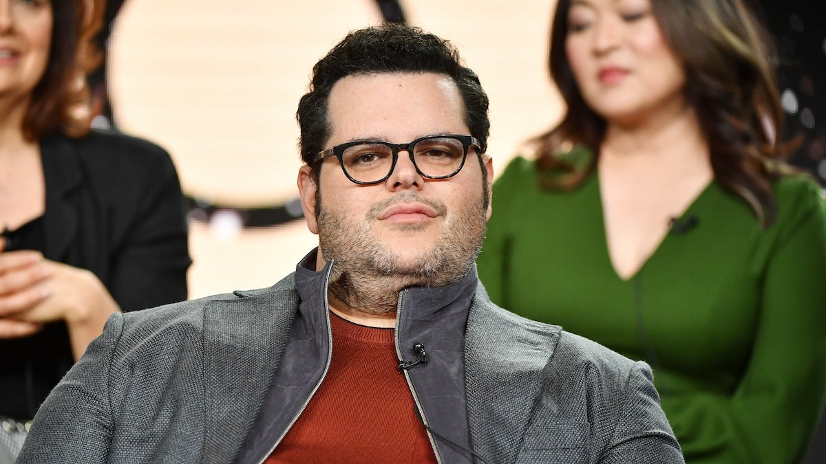 Josh Gad dit qu'il a été « honteux, non suivi et menacé » pour les attaques israéliennes