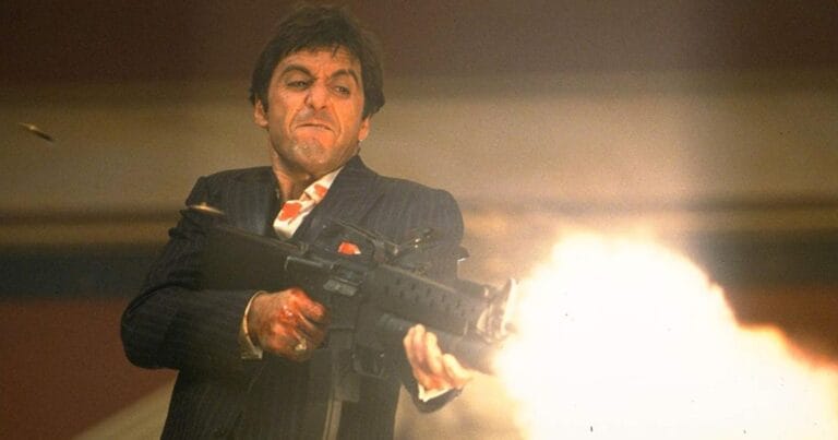Le redémarrage de Scarface rencontre un problème alors que le départ du réalisateur marque un autre revers dans la saga de 12 ans