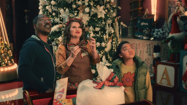Eddie Murphy ruine – et doit ensuite être sauvé – Noël dans la nouvelle bande-annonce de « Candy Cane Lane »