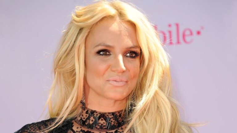 Britney Spears : Son Choix de Poser Toute Nue Fait Réagir les Réseaux Sociaux