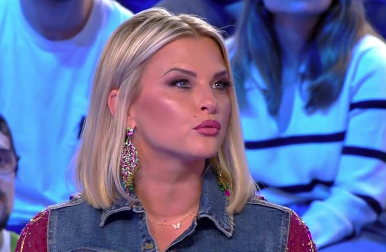 La mère de Cyril Hanouna fait une déclaration à Kelly Vedovelli dans TPMP !