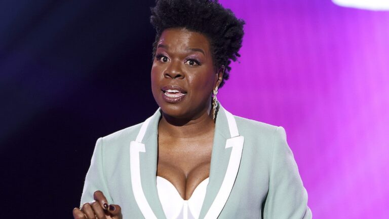 Leslie Jones prévient que voter pour des Républicains « hors normes » pourrait être fatal.