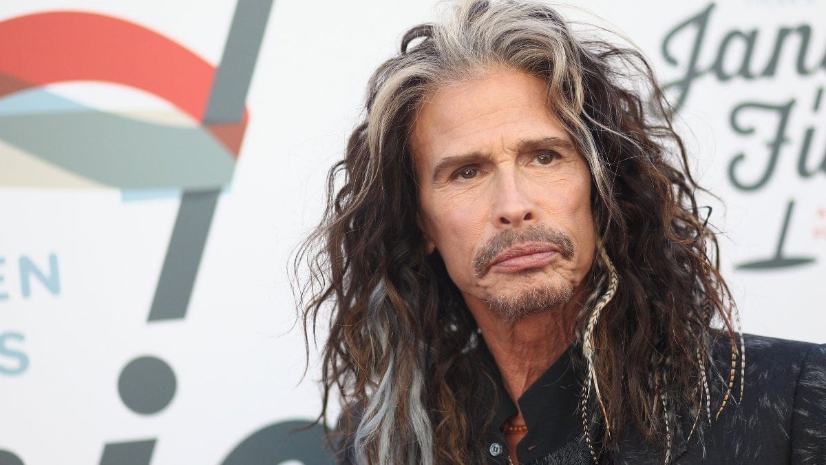 Steven Tyler d'Aerosmith accusé d'agression sexuelle dans les années 1970 par une deuxième femme dans le cadre d'un nouveau procès