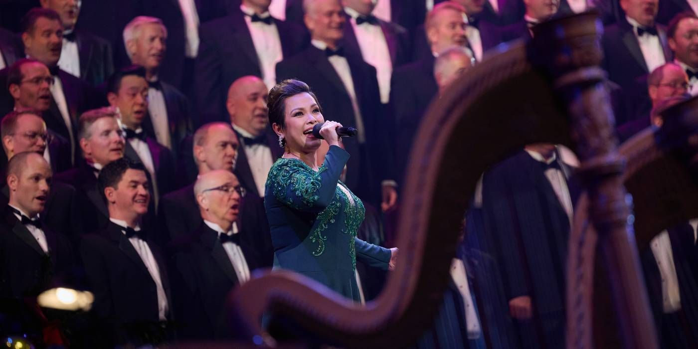Noël avec les stars du Tabernacle Choir et le compositeur en discutent