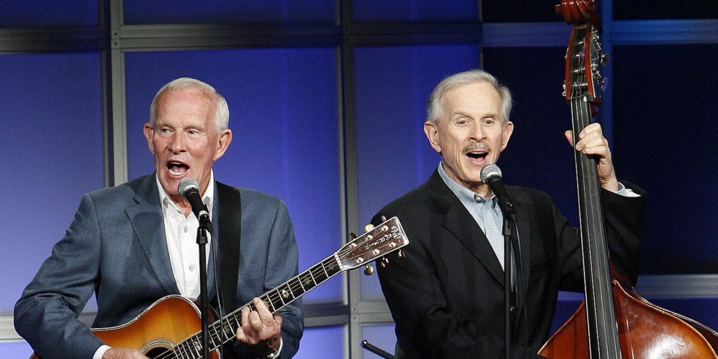 Tom Smothers, la moitié des Smothers Brothers, est décédé à l'âge de 86 ans.