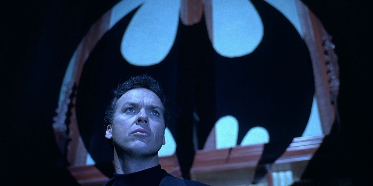 Batman admet enfin que le Bat-Signal fait exactement le contraire de ce qu'il...