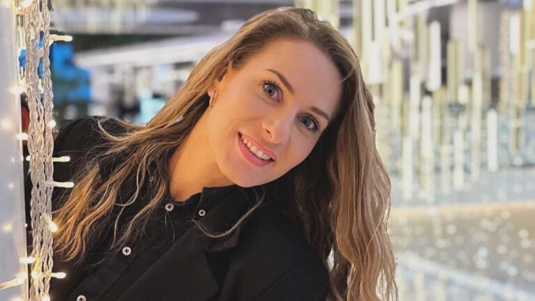 Camille Santoro : « J’appréhendais un peu », elle revient sur son premier Noël en tant que…