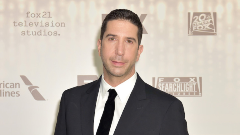 David Schwimmer dénonce les groupes de défense qui ne croient pas les victimes d’agressions sexuelles du Hamas : « Où est le problème ?