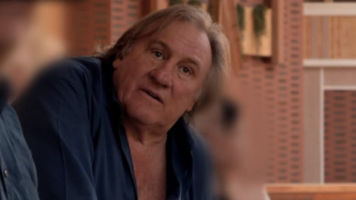 Gérard Depardieu dans Complément d’enquête : une célèbre romancière charge Yann Moix