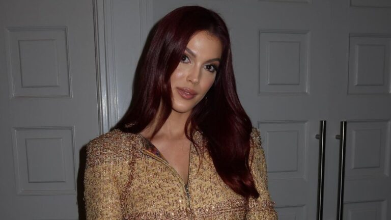 Iris Mittenaere : elle a fui la France le jour de l’élection Miss France
