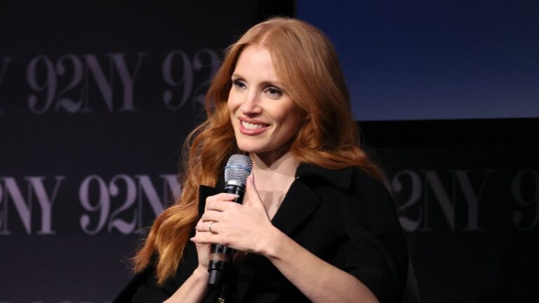 Jessica Chastain dit qu&rsquo;il n&rsquo;y a aucune possibilité qu&rsquo;elle joue un rôle dans « Les sept maris d&rsquo;Evelyn » de Netflix.