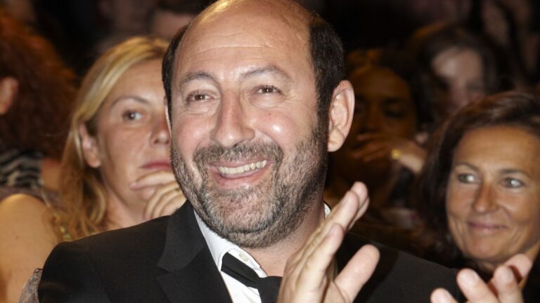Kad Merad : Les Coulisses de sa Transformation Étonnante pour le Film « Just a gigolo »